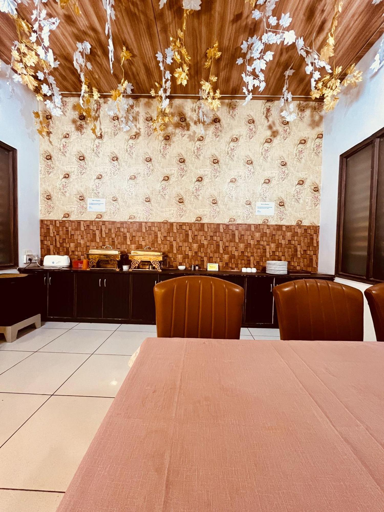 ניו דלהי Amora Rooms Dwarka מראה חיצוני תמונה