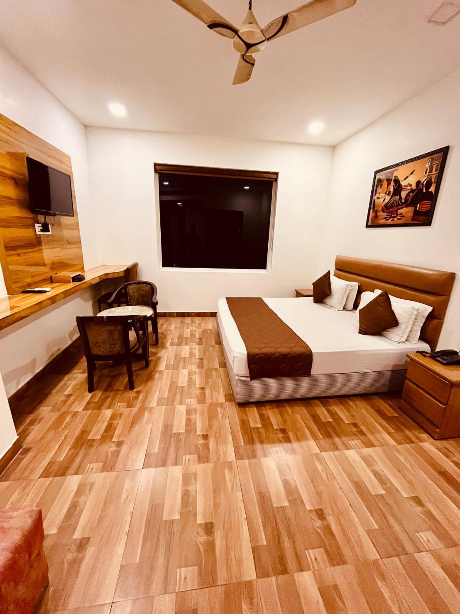 ניו דלהי Amora Rooms Dwarka מראה חיצוני תמונה