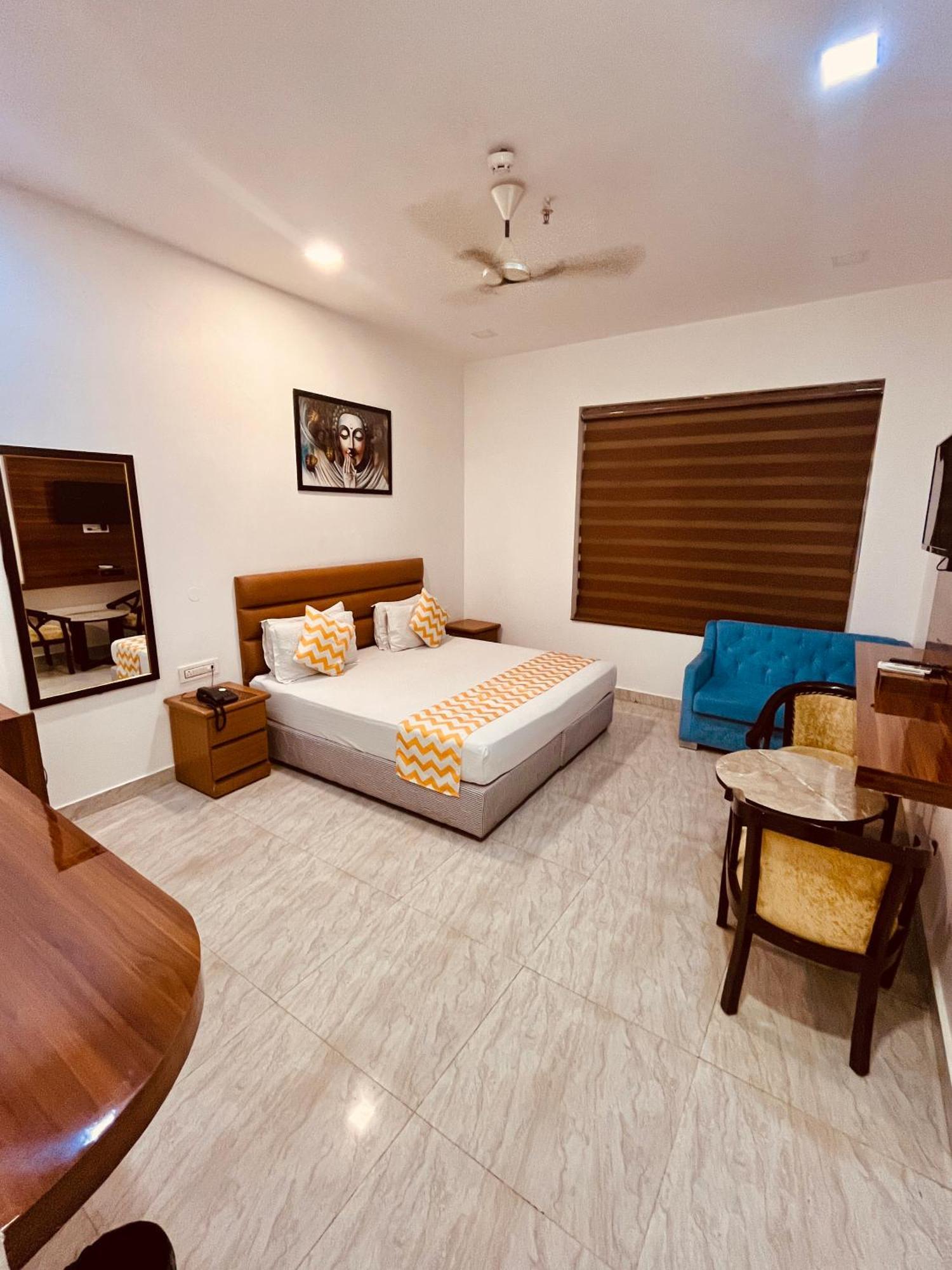 ניו דלהי Amora Rooms Dwarka מראה חיצוני תמונה